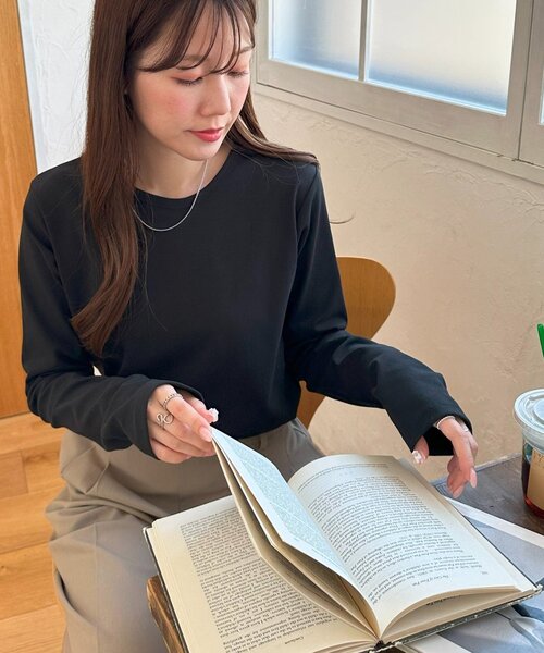 DISCOAT(ディスコート)の「【WEB限定】ベーシックロングスリーブ(Tシャツ/カットソー・レディース・ブラック/グレー/オフホワイト/イエロー・FREE)」の17枚目の写真