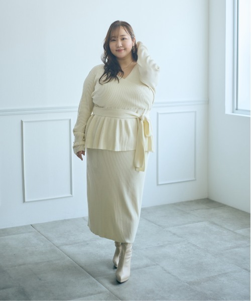 SMILE LAND(スマイルランド)の「<大きいサイズ>【らめちゃんコラボ】リブニットタイトスカート JERRY SELECT(スカート・レディース・ネイビー系/アイボリー・3L/L/LL/4L/5L)」の21枚目の写真