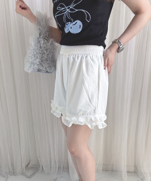 frunco（フランコ）の「【ZOZO限定】フリルショートパンツ（その他パンツ・レディース・ホワイト/ブラック/ピンク/ブルー・MEDIUM）」の12枚目の写真
