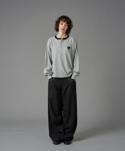 ONCILY（オンシェリー）の「HENRY NECK LONG SLEEVE T-SHIRT /ヘンリーネックロンT（Tシャツ/カットソー・メンズ・カーキ/ブラック系その他/杢グレー・SMALL/MEDIUM/LARGE）」の20枚目の写真