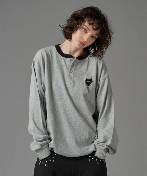 ONCILY（オンシェリー）の「HENRY NECK LONG SLEEVE T-SHIRT /ヘンリーネックロンT（Tシャツ/カットソー・メンズ・カーキ/ブラック系その他/杢グレー・SMALL/MEDIUM/LARGE）」の17枚目の写真