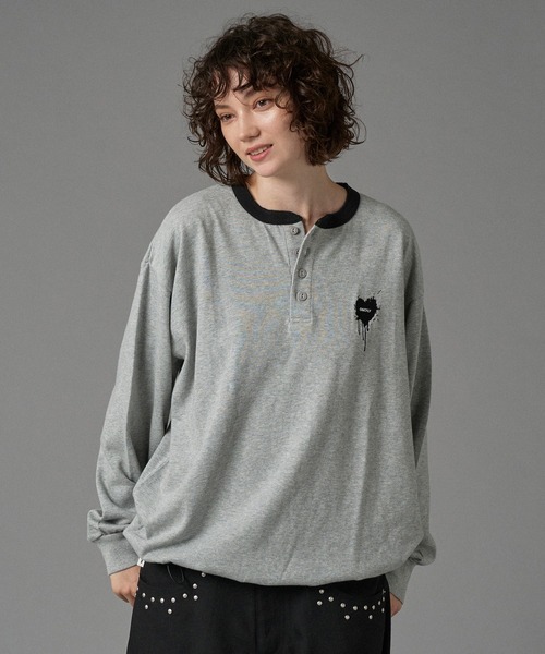 ONCILY（オンシェリー）の「HENRY NECK LONG SLEEVE T-SHIRT /ヘンリーネックロンT（Tシャツ/カットソー・メンズ・カーキ/ブラック系その他/杢グレー・SMALL/MEDIUM/LARGE）」の18枚目の写真