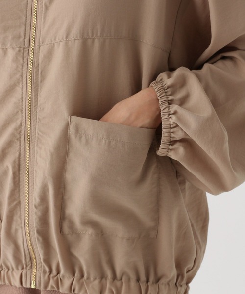 Elura（エルーラ）の「アイロンいらずドライブルゾン/590117（ブルゾン・レディース・ブラック/ベージュ・FREE）」の6枚目の写真