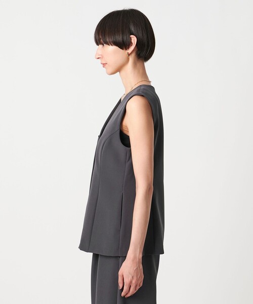 UNITED ARROWS（ユナイテッドアローズ）の「ダブルクロス ベスト -ウォッシャブル-（ベスト・レディース・ブラック/ダークグレー・FREE）」の10枚目の写真