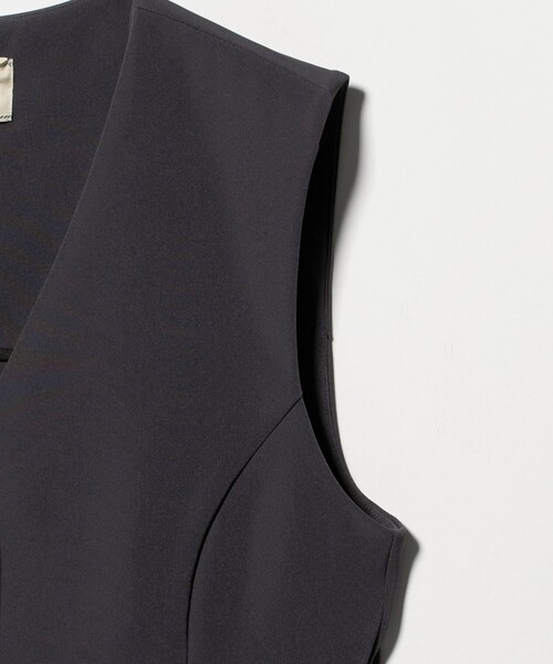 UNITED ARROWS（ユナイテッドアローズ）の「ダブルクロス ベスト -ウォッシャブル-（ベスト・レディース・ブラック/ダークグレー・FREE）」の15枚目の写真