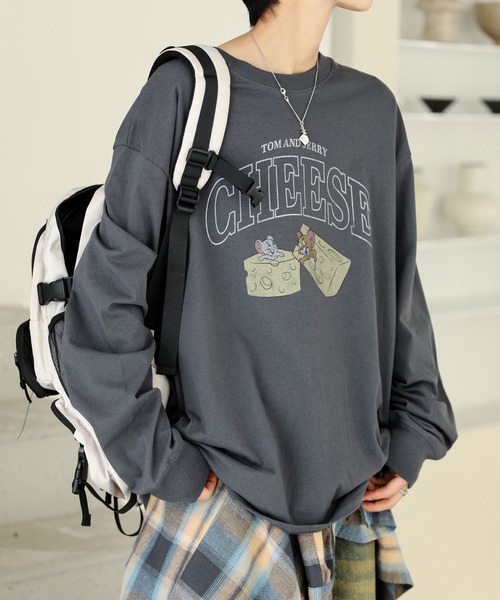 Tom&Jerry(トムアンドジェリー)の「【neos】ルーズシルエット TOM&JERRY トムとジェリー ピグメント風 プリント ロングスリーブ Tシャツ(Tシャツ/カットソー・メンズ・ブラック系1/ホワイト系2/ホワイト系1/ブラック系2・MEDIUM/X-LARGE/LARGE)」の5枚目の写真