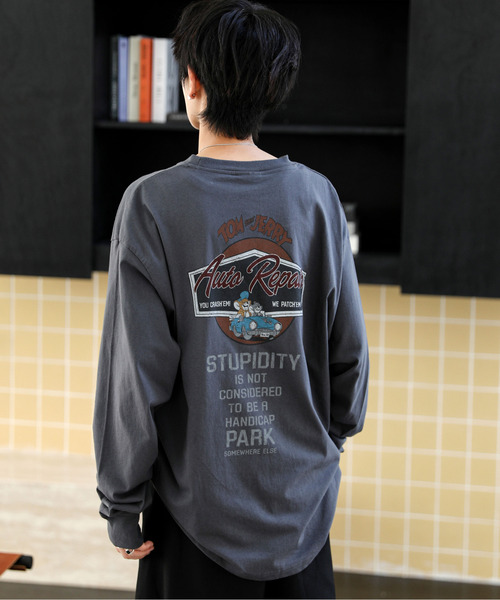 Tom&Jerry(トムアンドジェリー)の「【neos】ルーズシルエット TOM&JERRY トムとジェリー ピグメント風 プリント ロングスリーブ Tシャツ(Tシャツ/カットソー・メンズ・ブラック系1/ホワイト系2/ホワイト系1/ブラック系2・MEDIUM/X-LARGE/LARGE)」の17枚目の写真