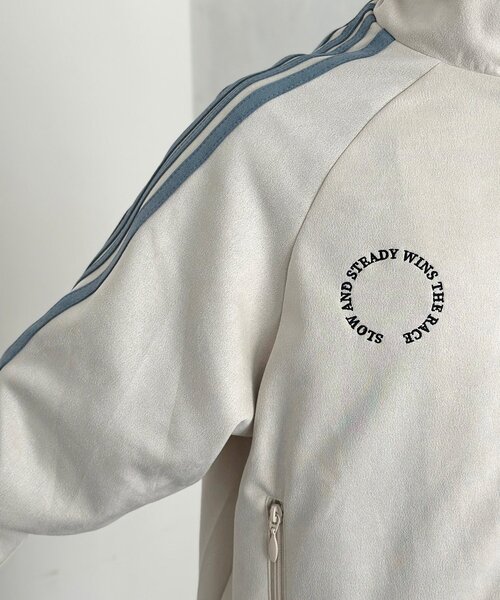 CPCM(シーピーシーエム)の「フェイクスエードトラックジャケット(ブルゾン・レディース・アイボリー/チャコールグレー/ブラウン/グリーン・MEDIUM/LARGE)」の22枚目の写真