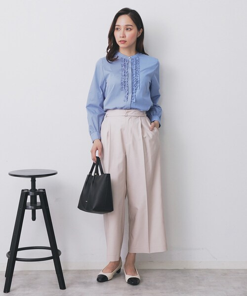 index(インデックス)の「バンドカラーフリルブラウス【洗濯機OK/イージーアイロン/防シワ】(シャツ/ブラウス・レディース・ライトブルー/チャコール/オフホワイト・38/40/36/42)」の17枚目の写真