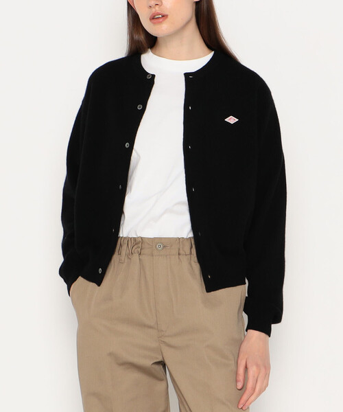 DANTON（ダントン）の「WOMEN'S LAMBSWOOL CREW NECK KNIT CARDIGAN（カーディガン/ボレロ・レディース・グレイッシュベージュ/ライトブルー/ピンク系その他/オートミール/レッド/ブラック/オフホワイト/ライトグレー/ダークグレー/モカ・34/36）」の3枚目の写真