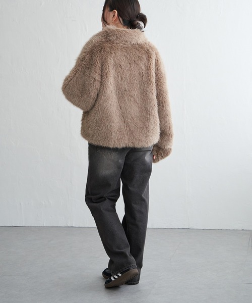 VENCEEXCHANGE(ヴァンスエクスチェンジ)の「シャギーファーショートコート(ブルゾン・レディース・ベージュ/グレー/グレー系その他・FREE)」の11枚目の写真