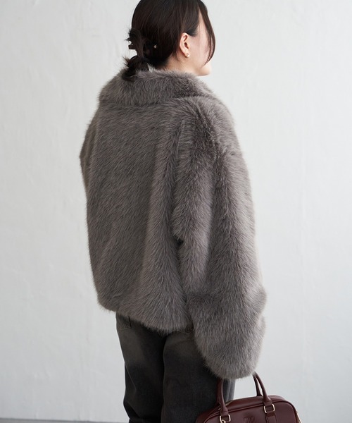 VENCEEXCHANGE(ヴァンスエクスチェンジ)の「シャギーファーショートコート(ブルゾン・レディース・ベージュ/グレー/グレー系その他・FREE)」の14枚目の写真