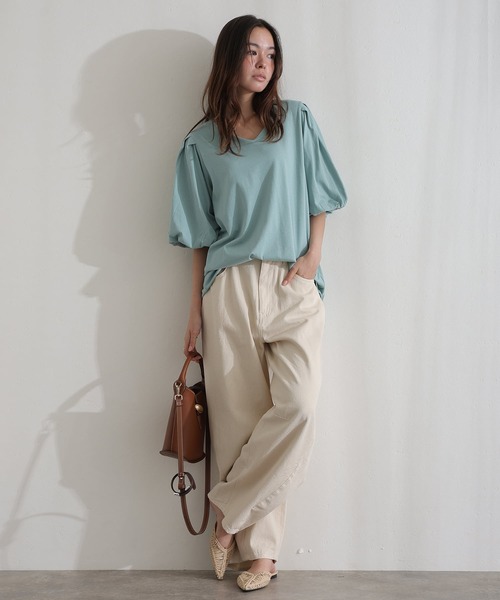 ElegChic(エレグシック)の「コットンパフスリーブTシャツ(Tシャツ/カットソー・レディース・ベージュ/ミント/ブラック/オフホワイト/チャコールグレー・M/XL/4L)」の11枚目の写真