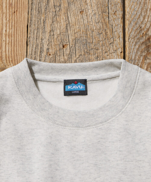 FREAK'S STORE(フリークスストア)の「限定展開 KAVU×FREAK'S STORE/カブ― 別注 ドッグフェイス 刺繍ワッペン クルーネック スウェット(スウェット・メンズ・スミクロ/ネイビー/アッシュグレー・SMALL/MEDIUM/LARGE)」の12枚目の写真