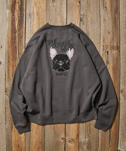 FREAK'S STORE(フリークスストア)の「限定展開 KAVU×FREAK'S STORE/カブ― 別注 ドッグフェイス 刺繍ワッペン クルーネック スウェット(スウェット・メンズ・スミクロ/ネイビー/アッシュグレー・SMALL/MEDIUM/LARGE)」の19枚目の写真
