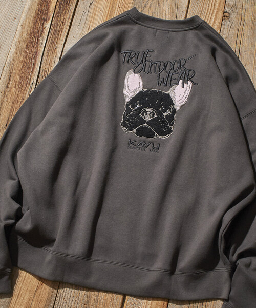 FREAK'S STORE(フリークスストア)の「限定展開 KAVU×FREAK'S STORE/カブ― 別注 ドッグフェイス 刺繍ワッペン クルーネック スウェット(スウェット・メンズ・スミクロ/ネイビー/アッシュグレー・SMALL/MEDIUM/LARGE)」の20枚目の写真