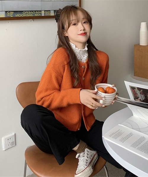 LAFFMO（ラフモ）の「クルーネックワッフルニットカーディガン（カーディガン/ボレロ・レディース・ベージュ/パープル/レッド/オレンジ/グリーン・F）」の11枚目の写真