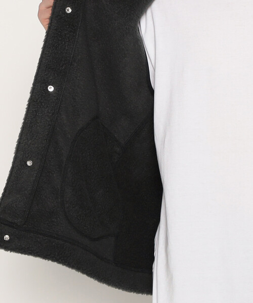 DANTON（ダントン）の「MEN'S DOUBLE FACE BOA STAND COLLAR VEST（ベスト・メンズ・ブルー/ブラック/ベージュ/チャコール/マスタード・XL/L/M）」の16枚目の写真