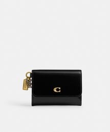 COACH（コーチ）の「エッセンシャル フラップ カード ケース・チャーム（ミニ財布）（財布）」