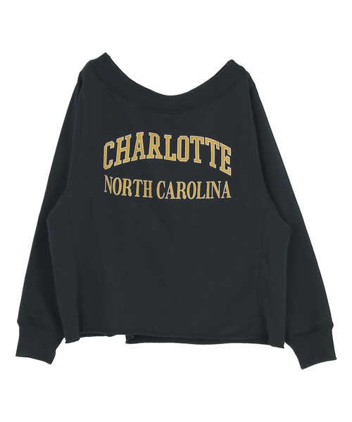 titivate(ティティベイト)の「オフショルダースウェットプルオーバー(スウェット・レディース・ベージュ系その他/レッド/オフホワイト/ネイビー/ブルー系その他/オートミール・FREE)」の15枚目の写真