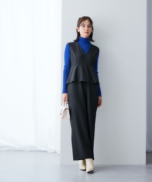 7days Life Styling（セブンデイズライフスタイリング）の「落ち感ドレープ素材ペプラムサロペットパンツ（タテヨコストレッチ・しわになりにくい・速乾・ＵＶカット）＜大きいサイズ有＞（その他パンツ・レディース・グレー/ブラック・M/LL/3L/L）」の9枚目の写真