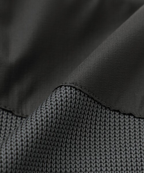 MACKINTOSH PHILOSOPHY（ﾏｯｷﾝﾄｯｼｭ ﾌｨﾛｿﾌｨｰ）の「ブリテック コンビパーカー 針抜きジャージー（ブルゾン・メンズ・ダークネイビー/チャコールグレー・38/40）」の7枚目の写真