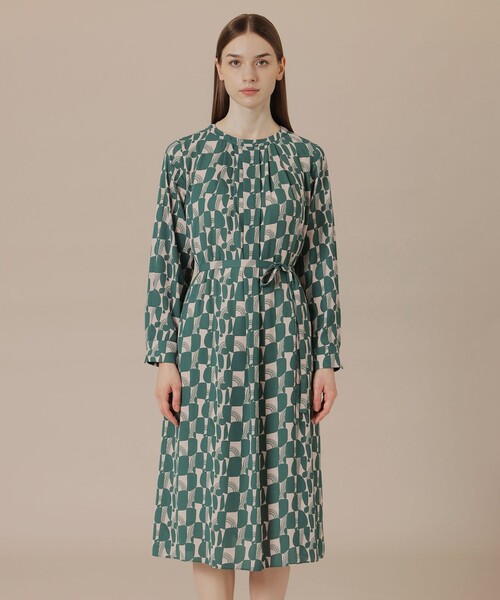 MACKINTOSH LONDON（マッキントッシュ ロンドン）の「【婦人画報11月号掲載】レトロタイルプリントワンピース（ワンピース・レディース・グリーン/ブラック・40/38）」の7枚目の写真