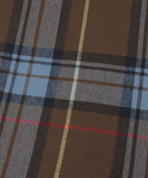 LEPSIM（レプシィム）の「洗えるチェック柄ストール　579832（ストール/ショール・レディース・ブラック・ONE SIZE）」の4枚目の写真