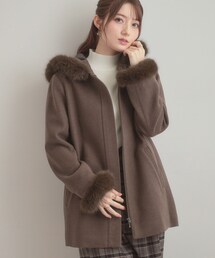 couture brooch（クチュールブローチ）の「【大人可愛い・フード取り外し可能】フードフェイクファー ハーフ丈コート（その他アウター・レディース）」