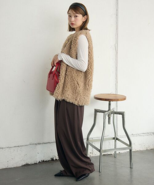 RETRO GIRL(レトロガール)の「ボアベスト(ベスト・レディース・ベージュ/チャコールグレー/ナチュラル・FREE)」の9枚目の写真