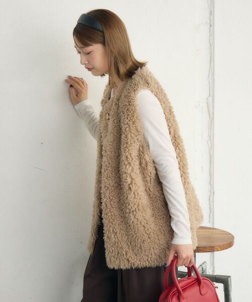 RETRO GIRL(レトロガール)の「ボアベスト(ベスト・レディース・ベージュ/チャコールグレー/ナチュラル・FREE)」の13枚目の写真