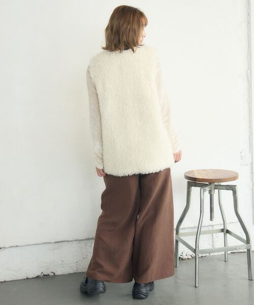 RETRO GIRL(レトロガール)の「ボアベスト(ベスト・レディース・ベージュ/チャコールグレー/ナチュラル・FREE)」の16枚目の写真