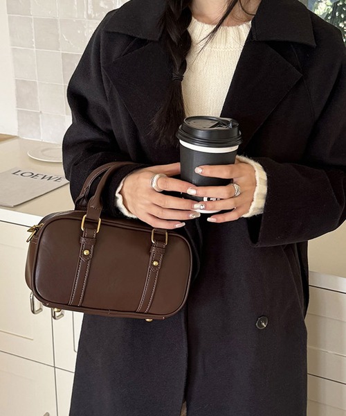 florist（フローリスト）の「2WAY レザータッチレトロミニボストンバッグ/ショルダーバッグ（ボストンバッグ・レディース・ブラック/モカ・FREE）」の7枚目の写真