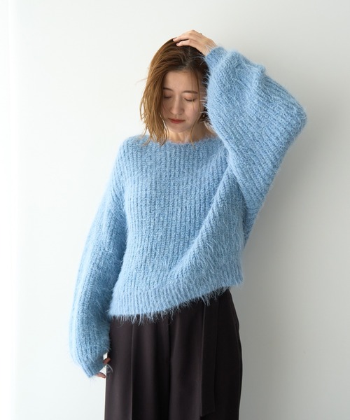 YECCA VECCA(イェッカヴェッカ)の「ラメシャギーボートネックニット(ニット/セーター・レディース・ライトベージュ/ピンク/ブルー・FREE)」の2枚目の写真