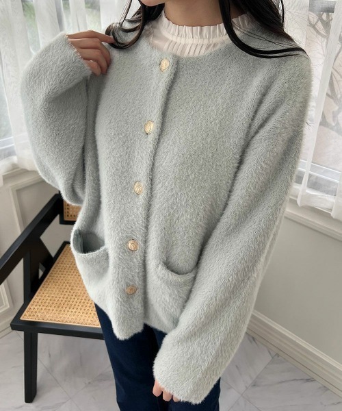 F i.n.t（フィント）の「ゴールド釦コクーンシャギーニットカーディガン（カーディガン/ボレロ・レディース・オフホワイト/ライトグレー/ミント・FREE）」の13枚目の写真