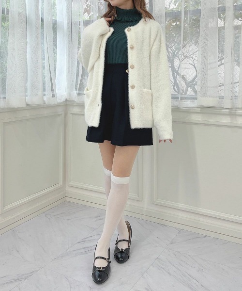 F i.n.t（フィント）の「ゴールド釦コクーンシャギーニットカーディガン（カーディガン/ボレロ・レディース・オフホワイト/ライトグレー/ミント・FREE）」の8枚目の写真