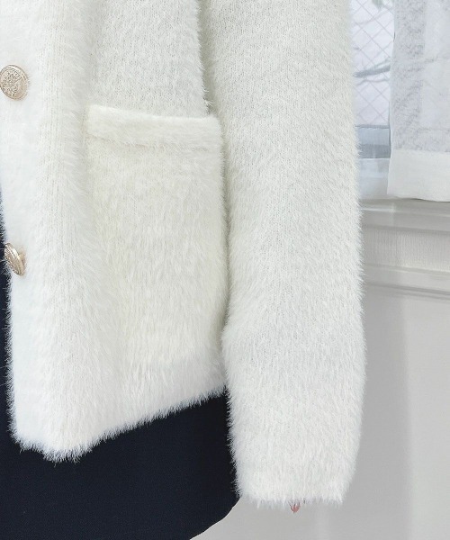 F i.n.t（フィント）の「ゴールド釦コクーンシャギーニットカーディガン（カーディガン/ボレロ・レディース・オフホワイト/ライトグレー/ミント・FREE）」の5枚目の写真