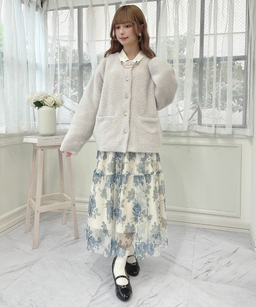 F i.n.t（フィント）の「ゴールド釦コクーンシャギーニットカーディガン（カーディガン/ボレロ・レディース・オフホワイト/ライトグレー/ミント・FREE）」の4枚目の写真