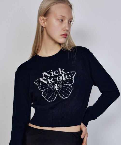 NICK&NICOLE(ニックアンドニコール)の「CASHMERE BUTTERFLY SIGNATURE CROP KNIT_NAVY(ニット/セーター・レディース・その他・FREE)」の3枚目の写真