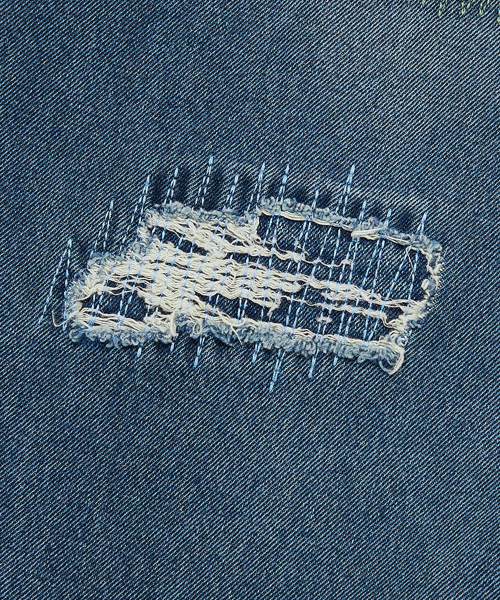 WKNDRS(ウィーキャンドース)の「STITCH DISTRESSED PANTS (DENIM)(デニムパンツ・レディース・その他・LARGE/X-LARGE/SMALL/MEDIUM)」の4枚目の写真