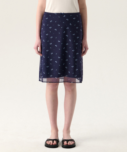 TTUDEMENT(トュードメント)の「BLOOMING FLOWER MIDI SKIRT NAVY(スカート・レディース・その他・SMALL/MEDIUM/LARGE)」の1枚目の写真