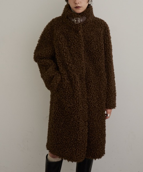 レザータブ付きハイネックロングボアコート（その他アウター）｜DFFUR