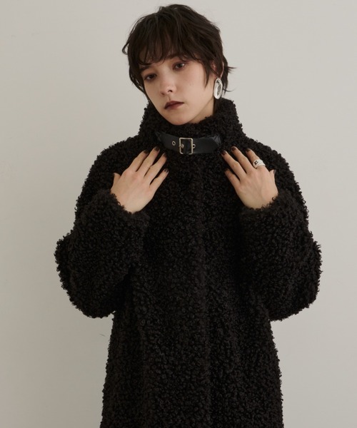 レザータブ付きハイネックロングボアコート（その他アウター）｜DFFUR