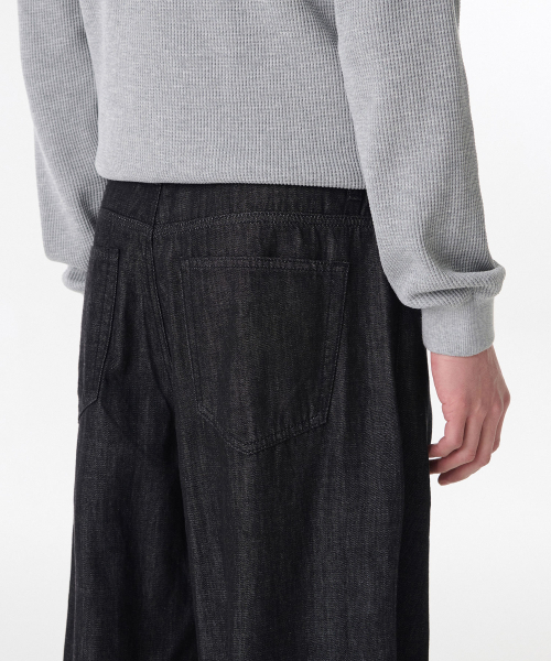 MUSINSA STANDARD（ムシンサスタンダード）の「ライトウェイトビッグワイドデニムパンツ[ローブラック]（デニムパンツ・メンズ・その他・30/31/33/26/27/28/40/38/42/36/34/32/29）」の5枚目の写真