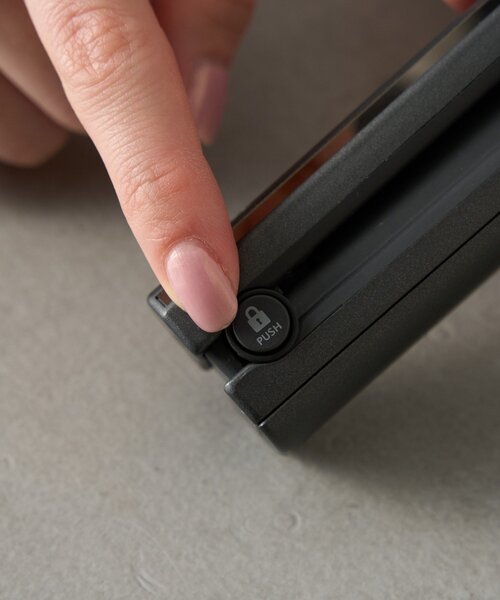 BIRTHDAY BAR（バースデイバー）の「コードレスモバイルヘアアイロン　充電式コンパクト（美容器具・レディース・ベージュ/グレー・0）」の13枚目の写真