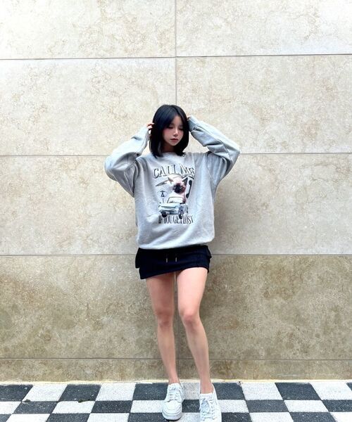 GRAVER（グレーバー）の「[ユニセックス]CALL-ME スウェット_グリーン（スウェット・レディース・ダークグリーン・X-LARGE/SMALL/MEDIUM/LARGE）」の2枚目の写真