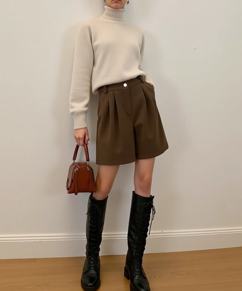 cammie(キャミー)の「タック入りハーフパンツ(その他パンツ・レディース・ブラック/ブラウン・M/L)」の5枚目の写真