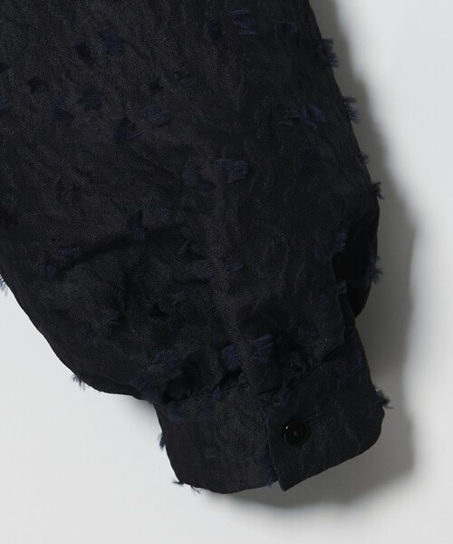 UNITED ARROWS（ユナイテッドアローズ）の「フラワー カットジャガード コンビブラウス（シャツ/ブラウス・レディース・ネイビー・FREE）」の16枚目の写真