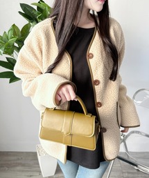 Dewlily（デューリリー）の「上品なやわらかさをまとう冬の味方♪ 配色ラインノーカラーコート（ノーカラージャケット）」