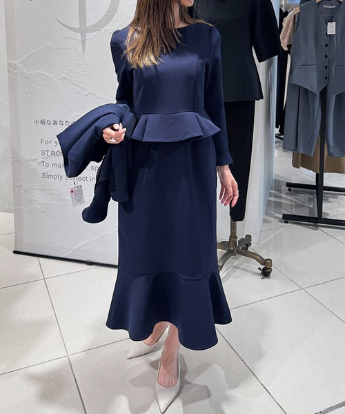 ST.ROONEY(セントルーニー)の「ペプラムマーメイドワンピース【低身長・小柄女性向け】(ワンピース・レディース・ブラック/ネイビー・XS)」の19枚目の写真